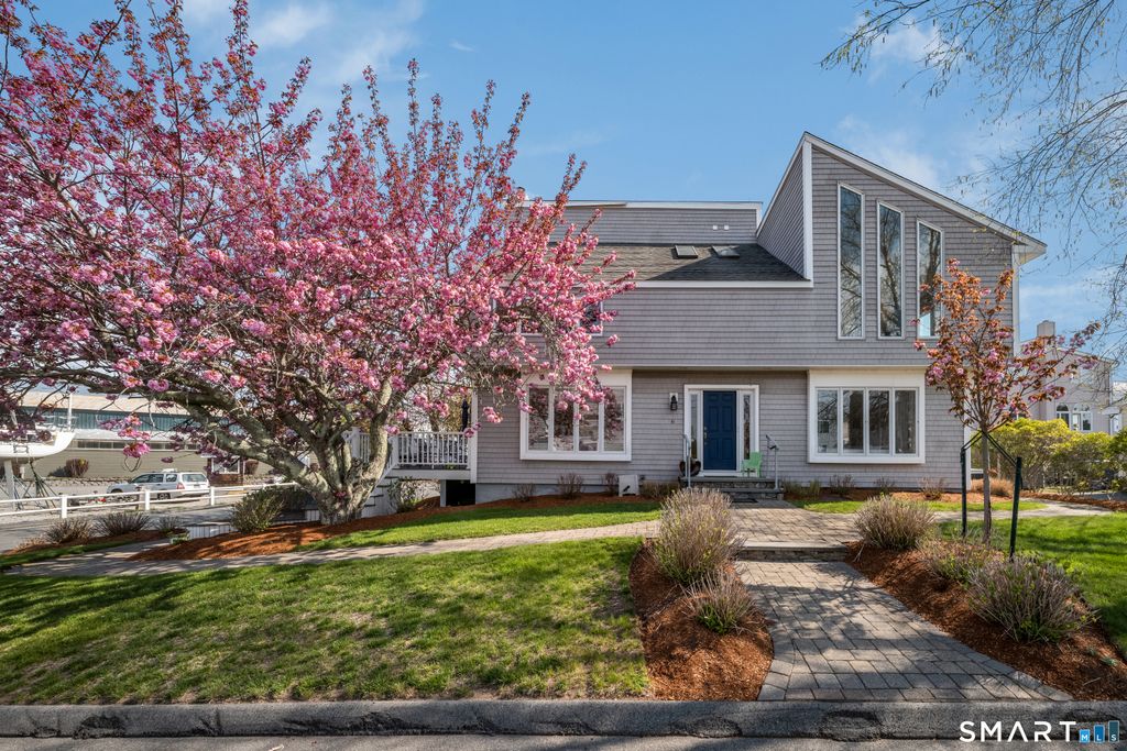 6 Leeway Drive, Westbrook, CT 06498