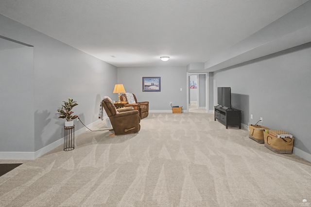 8550 William Drive, Manhattan, KS 66502