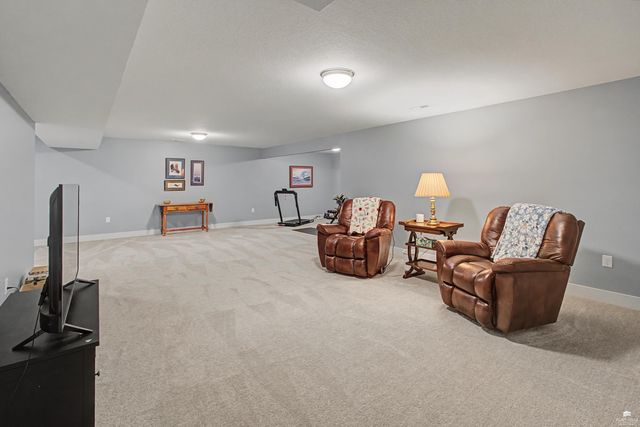 8550 William Drive, Manhattan, KS 66502