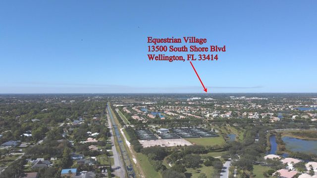 8606 Arrowhead Dr, Lake Worth, FL 33467