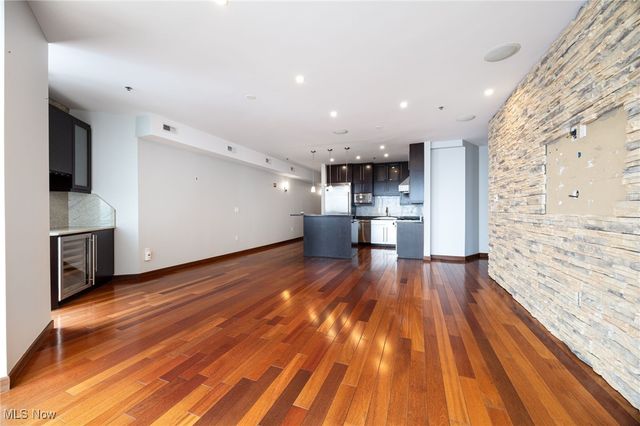 701 W Lakeside Avenue 1103, Cleveland, OH 44113