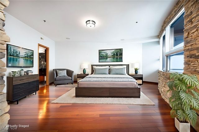 701 W Lakeside Avenue 1103, Cleveland, OH 44113