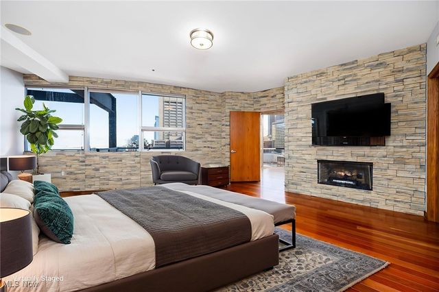 701 W Lakeside Avenue 1103, Cleveland, OH 44113