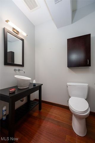 701 W Lakeside Avenue 1103, Cleveland, OH 44113