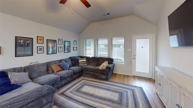 718 Santa Elena Trail, Conroe, TX 77304