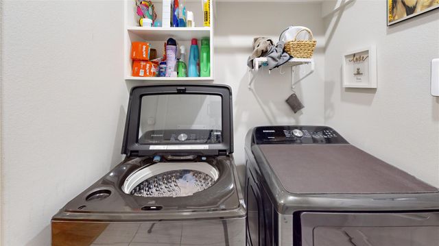 718 Santa Elena Trail, Conroe, TX 77304