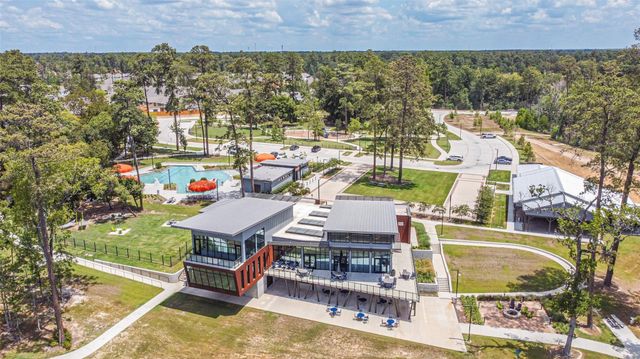 718 Santa Elena Trail, Conroe, TX 77304