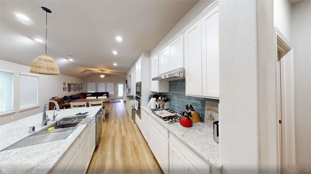 718 Santa Elena Trail, Conroe, TX 77304