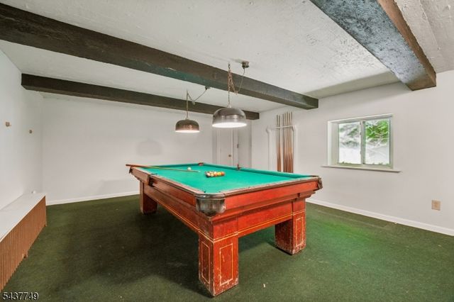 46 Stocker Rd, Verona Twp., NJ 07044