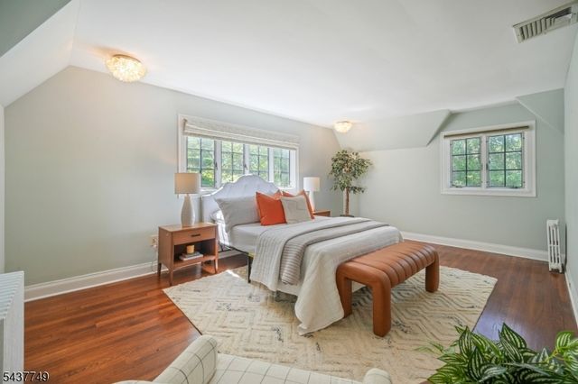 46 Stocker Rd, Verona Twp., NJ 07044