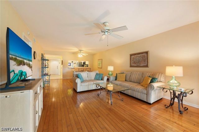 1231 Commonwealth CIR Q103, Naples, FL 34116