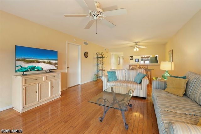 1231 Commonwealth CIR Q103, Naples, FL 34116