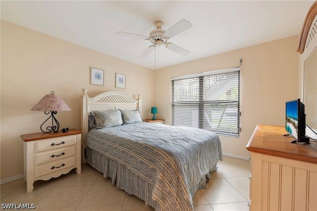 1231 Commonwealth CIR Q103, Naples, FL 34116