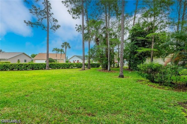 1231 Commonwealth CIR Q103, Naples, FL 34116