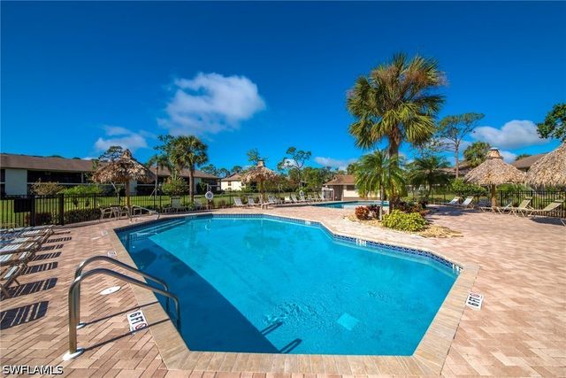 1231 Commonwealth CIR Q103, Naples, FL 34116