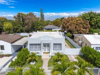 2357 SW 11th Ter, Miami, FL 33135