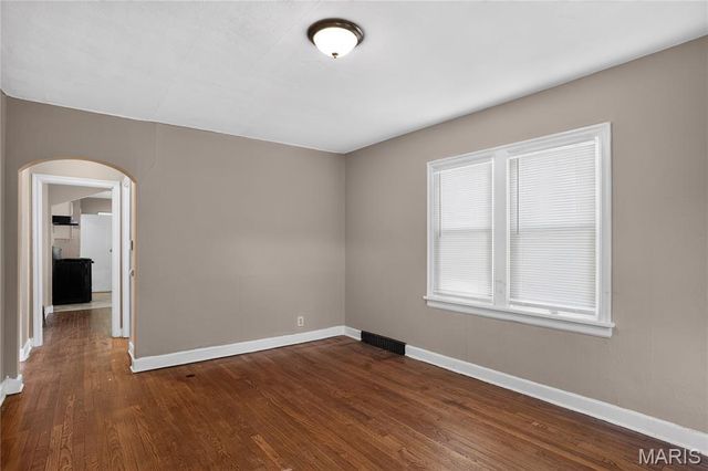 7124 Dawson Place, Jennings, MO 63136