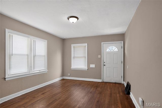 7124 Dawson Place, Jennings, MO 63136