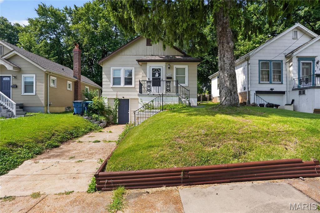 7124 Dawson Place, Jennings, MO 63136