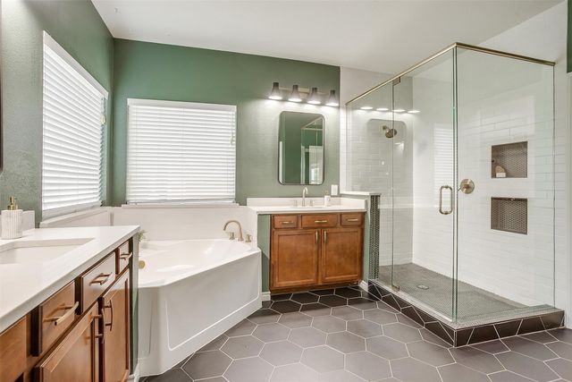 114 Parkview Drive, Aledo, TX 76008