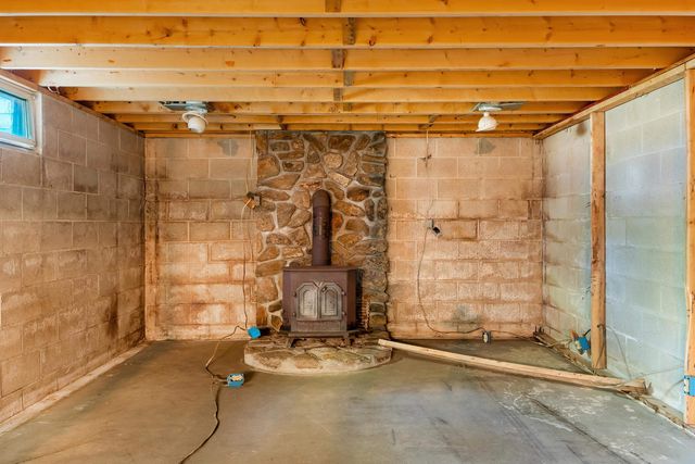 209 Loop Road, Acton, ME 04001