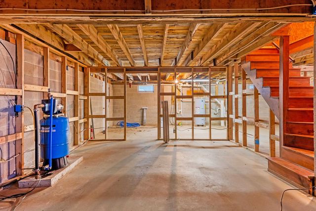 209 Loop Road, Acton, ME 04001