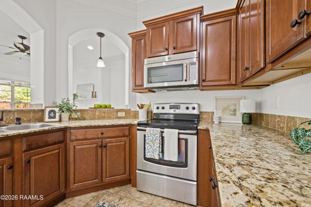 114 Hacienda Lane, Lafayette, LA 70508
