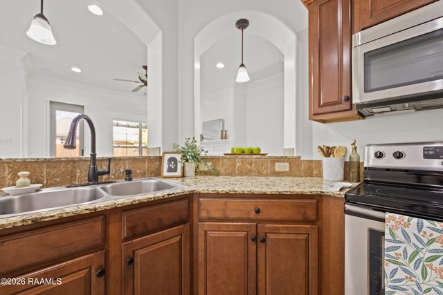 114 Hacienda Lane, Lafayette, LA 70508