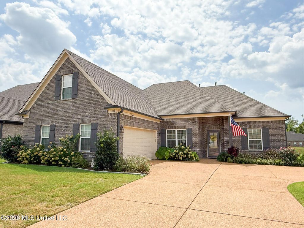 689 Holiday Cove, Hernando, MS 38632 — photo 2