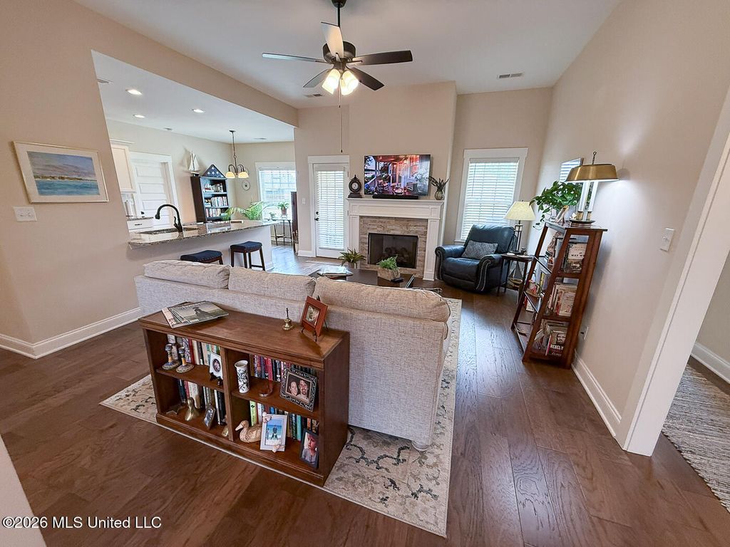 689 Holiday Cove, Hernando, MS 38632 — photo 4