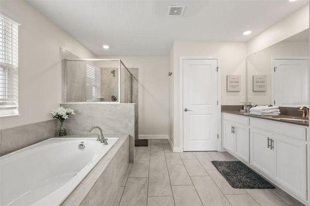 740 DROP SHOT DRIVE, Davenport, FL 33896