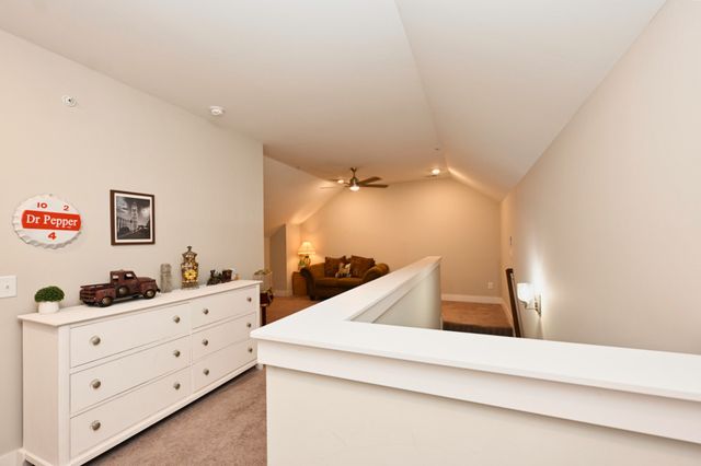 1144 Lock 4 Rd Unit J2, Gallatin, TN 37066