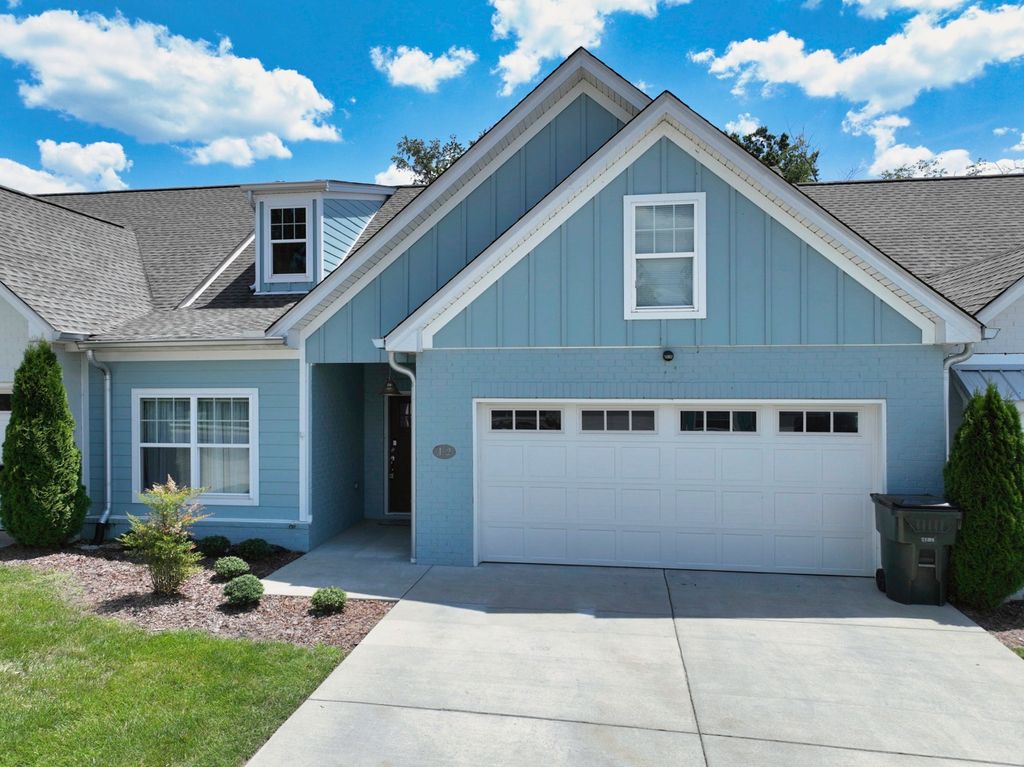 1144 Lock 4 Rd Unit J2, Gallatin, TN 37066