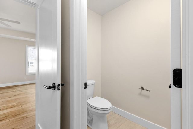 2822 MISTY FLOWER DR, Columbia, MO 65203