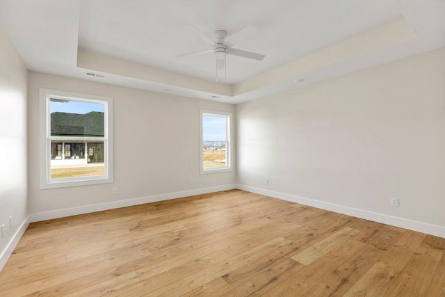 2822 MISTY FLOWER DR, Columbia, MO 65203