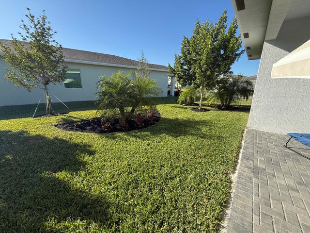 5758 Graceful Way, Delray Beach, FL 33484