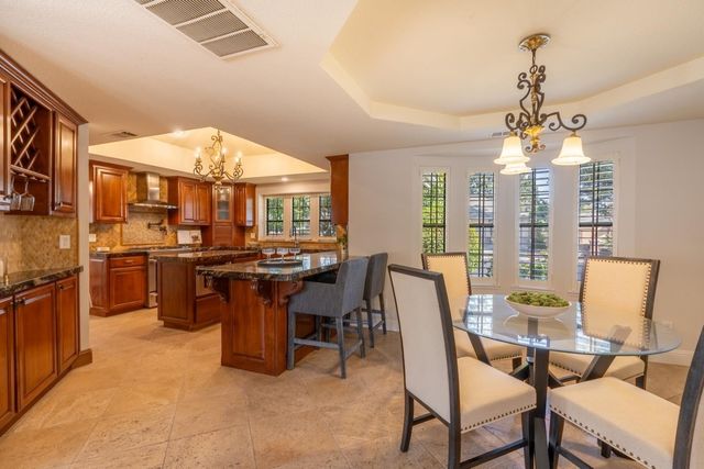 2500 Van Hoeks Cir, Modesto, CA 95356