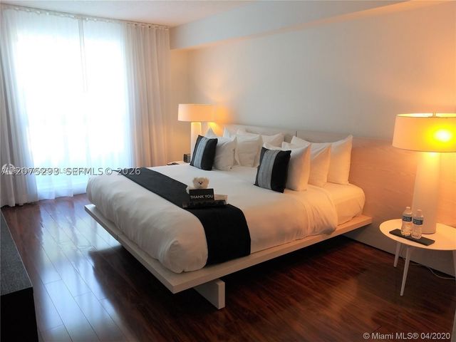 290 Bal Bay Dr 104, Bal Harbour, FL 33154