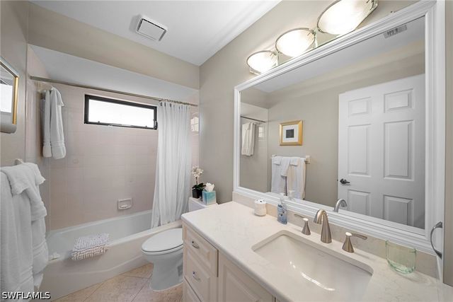 22361 FOUNTAIN LAKES BLVD, Estero, FL 33928