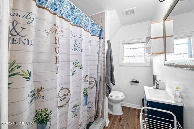 2203 COLLEGE Street, Jacksonville, FL 32205