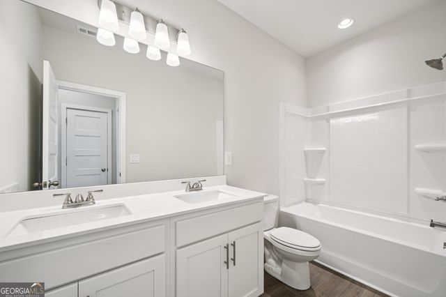 658 Winding Rose Drive, Hoschton, GA 30548