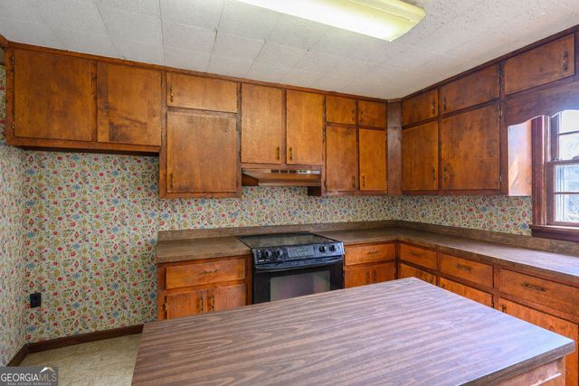 2704 County Line Road NW, Acworth, GA 30101