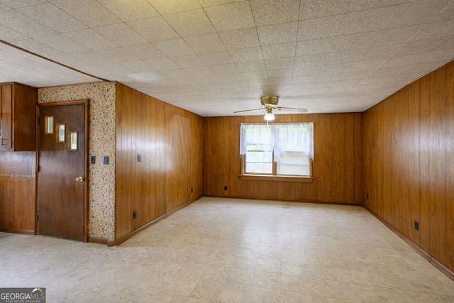 2704 County Line Road NW, Acworth, GA 30101