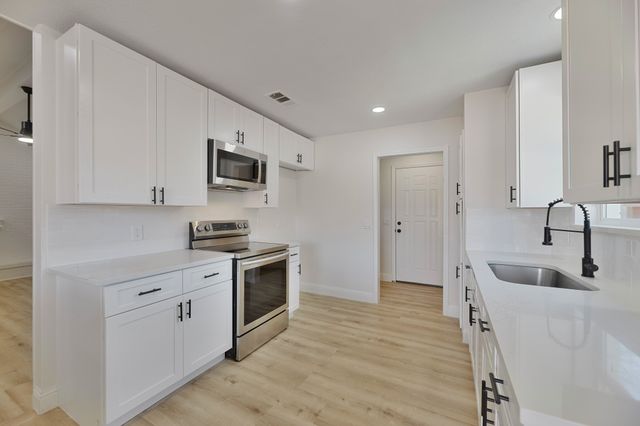 1505 Aspen Court, Mansfield, TX 76063