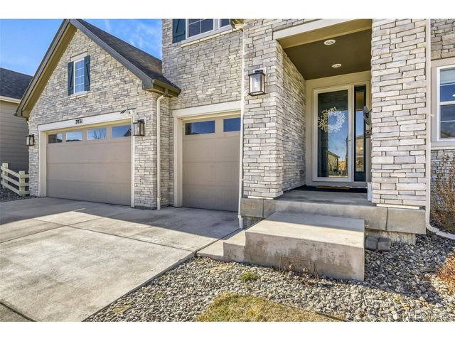 7031 S White Crow Way, Aurora, CO 80016