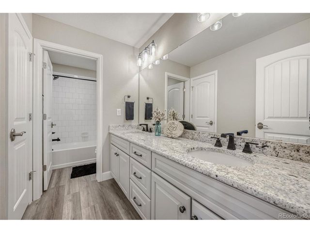 7031 S White Crow Way, Aurora, CO 80016