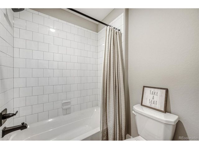 7031 S White Crow Way, Aurora, CO 80016