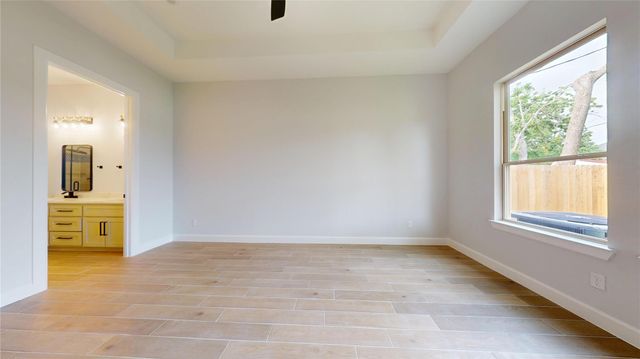 1721 Valley View Drive, La Porte, TX 77571