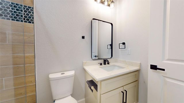1721 Valley View Drive, La Porte, TX 77571