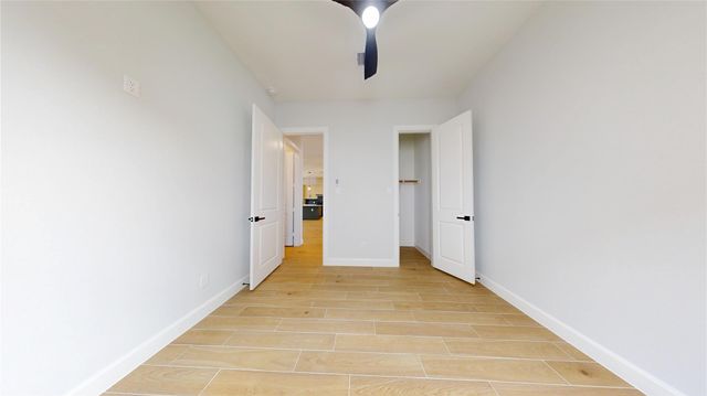 1721 Valley View Drive, La Porte, TX 77571